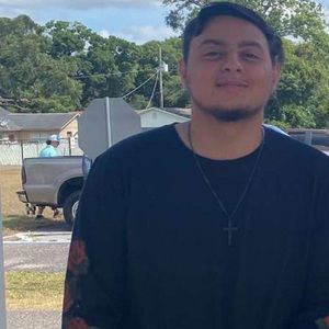 Meet your Posher, Carlos